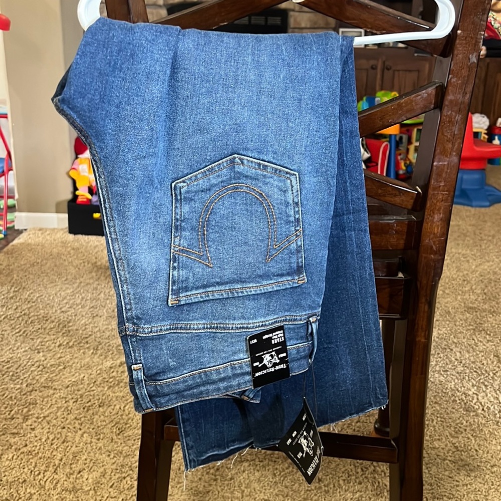 True Religion Jeans 31 Star Exposed Fly Cut Hem NWT High Rise Cropped Straight